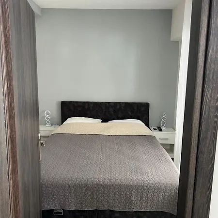 Urban Comfort Apartment